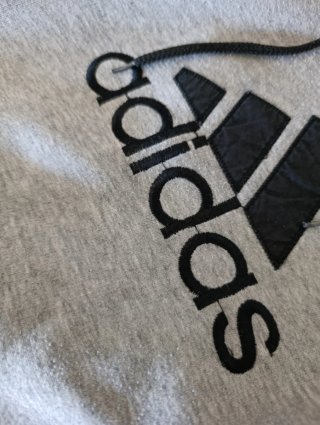 Sudadera Adidas Gris con Capucha