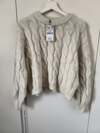 Jersey Stradivarius punto trenzado beige M