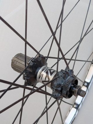 Rueda Mavic Crosstrail 26
