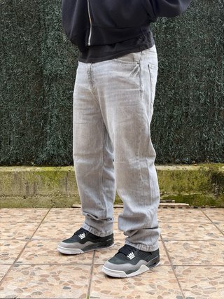 Pantalones Vaquero Pull&Bear Gris Baggy