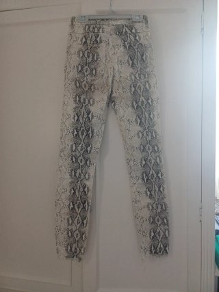 Pantalón Animal Print Zara