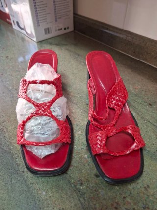 Sandalias Rojas