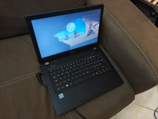Portatil Acer i7 p238 la 8gb RAM ssd 250gb 14"