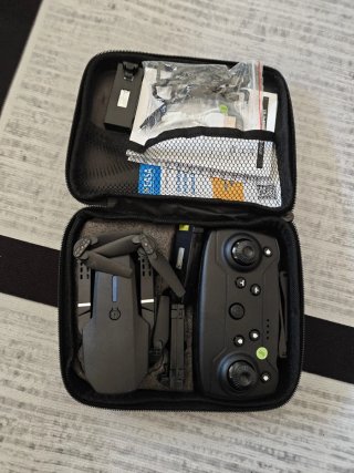 Drone Plegable con Mando