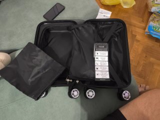 Maleta de Cabina Bajo Asiento Negra
