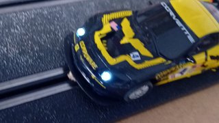Coche Scalextric Compact Corvette C6R 1/43
