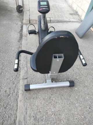 Banco musculación y bici estática