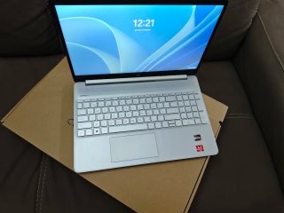 Portatile Hp 15eq i7 16gb RAM ssd 500gb 15.6"