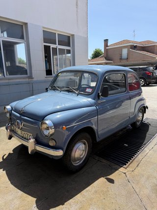 SEAT 600D 1964