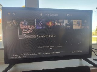 PlayStation 4 + Resident Evil Collection