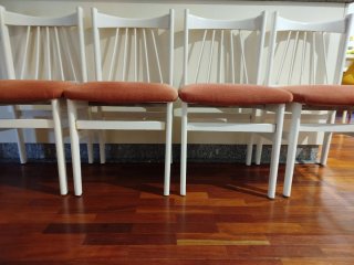 Juego de 4 sillas de comedor para restaurar