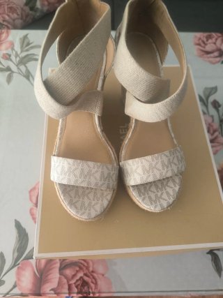 Sandalias Michael Kors cuña esparto