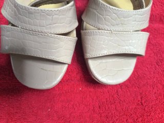 Zapatos de tacón beige Parfois
