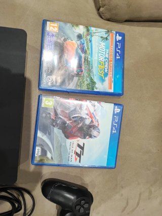 PS4 (PlayStation 4) Slim 500GB + 3 Juegos