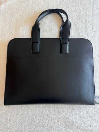 Maletín unisex Zara negro sin estrenar.