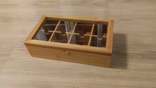 Caja de madera y cristal para infusiones