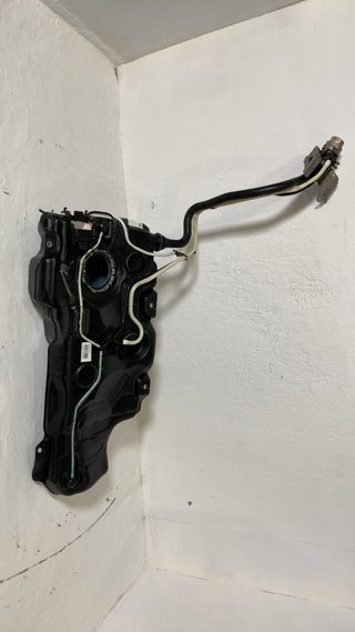 980709 DEPOSITO COMBUSTIBLE SEAT ATECA (KH7)