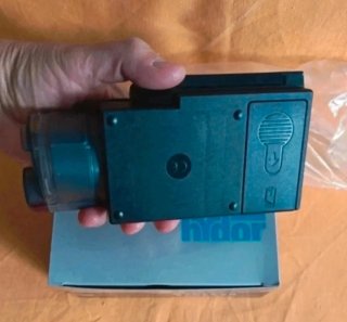 Distributore automatico cibo acquari Hidor