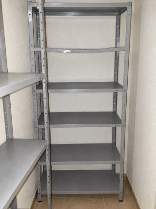 Scaffale metallico a 5 ripiani