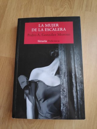 La mujer de la escalera