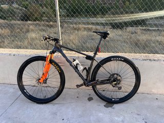 Bicicleta Scott Scale 925 mejorada