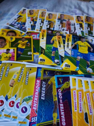 Lote cartas cromos fútbol Cádiz CF Adrenalyn