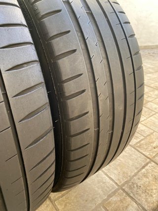 4 Neumáticos 235/40 R18 MICHELIN