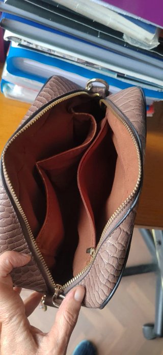 Bolso bandolera efecto piel cocodrilo