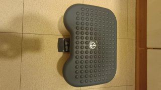 Reposapiés ergonómico ajustable