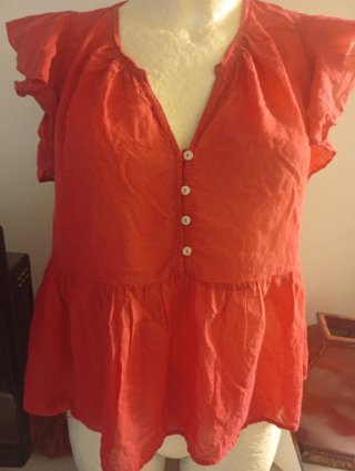 Blusa roja con volantes talla única