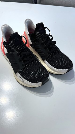 Adidas Ultraboost 19 mujer negro y blanco 38 2/3