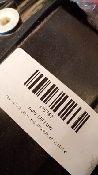 975742 FARO DERECHO SEAT ATECA (KH7)