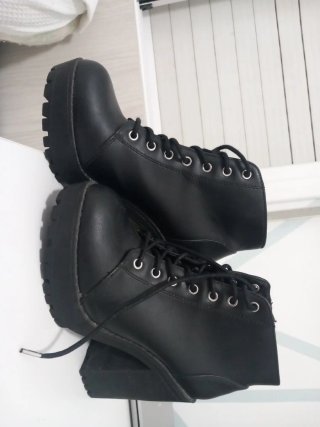 Botines negros talla 37