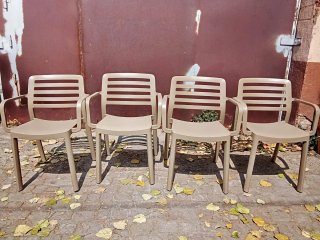 4 SILLAS WIND GARBAR NUEVAS A ESTRENAR.