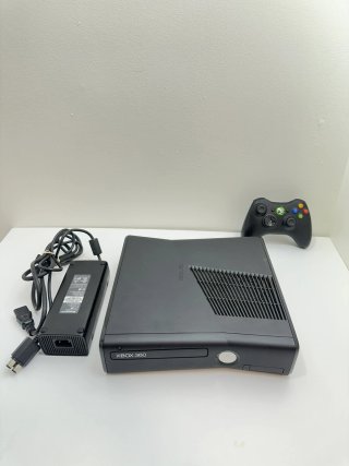 Xbox 360 Slim 250GB + 2TB FULL GAMES