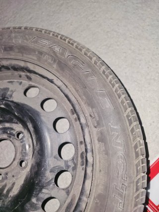 Neumático Goodyear Eagle 215/55 R16