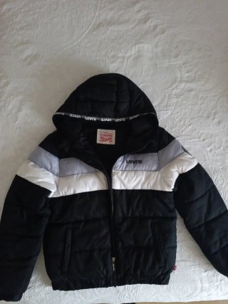 Abrigo Levi's niño negro, gris y blanco