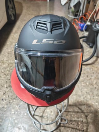 Casco LS2 Advant Negro casi nuevo