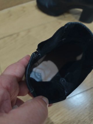 Botines negros Stradivarius