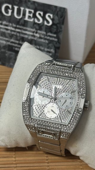 Reloj Guess Plateado 43mm