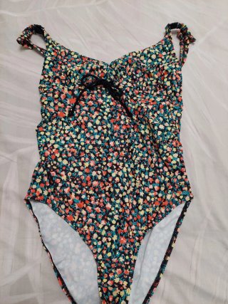 Bañador premamá talla S floral
