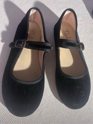 Manoletina terciopelo negro talla 34 nueva