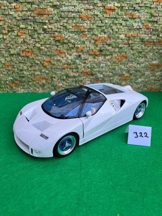 Ford GT90 – Escala 1/18 (Maisto)