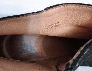 Botines negros de piel vuelta con tacón