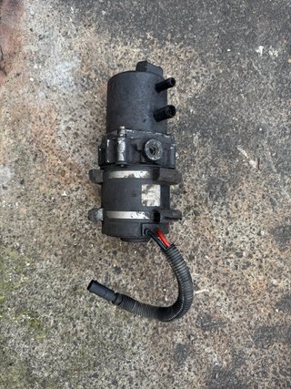 Bomba de dirección asistida Saxo / 106