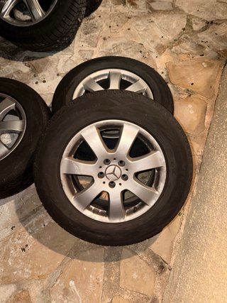 Set Llantas con Neumatico Mercedes