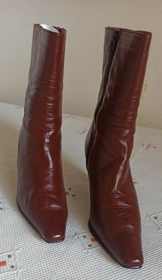 Botines Remedios Miralles Marrones T40