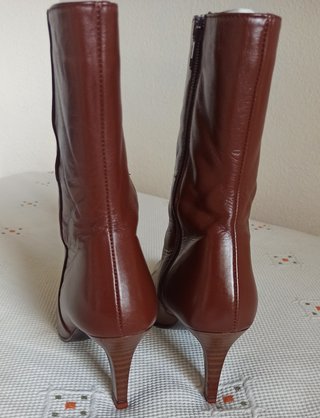 Botines Remedios Miralles Marrones T40
