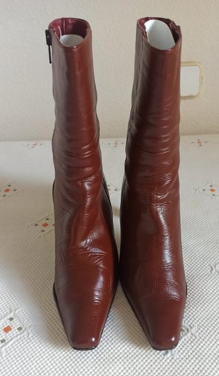 Botines Remedios Miralles Marrones T40