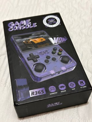 Consola Portátil R36S amarilla 128 gb